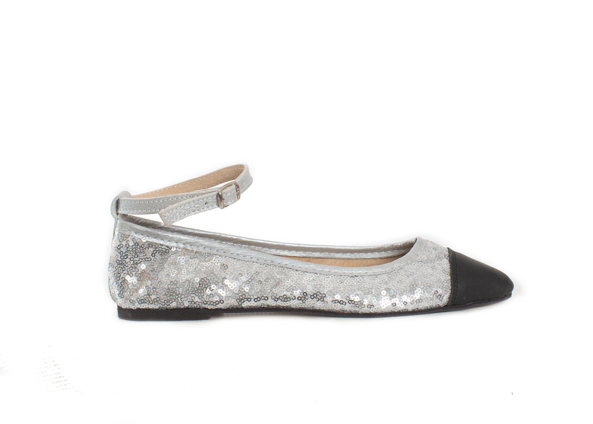 Pointed Flat - silver sequins with ankle strap