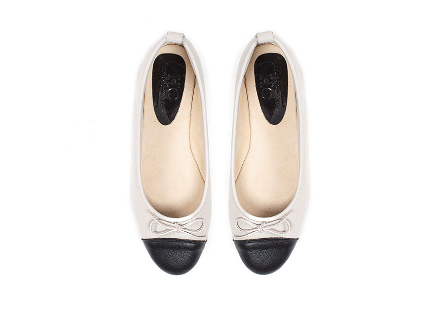 Ballet Flat - neutral with black leather toe cap